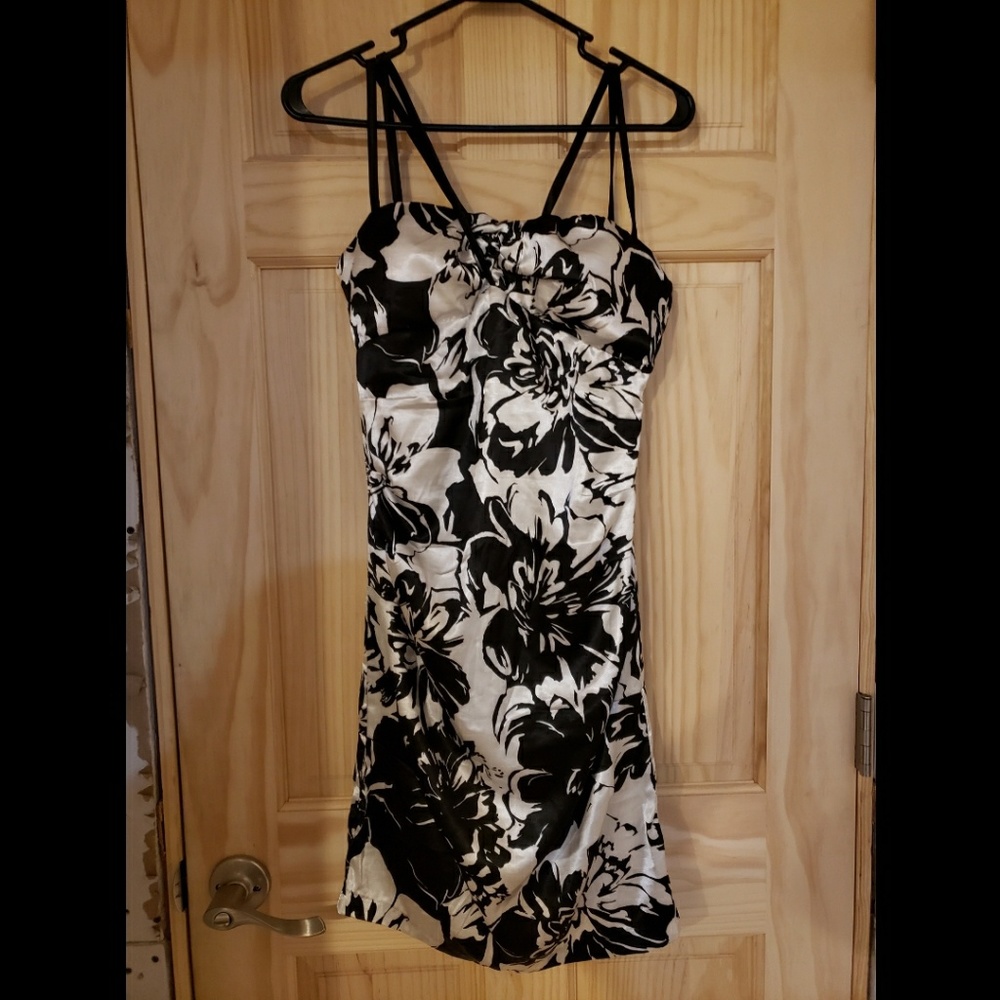 Cocktail dress